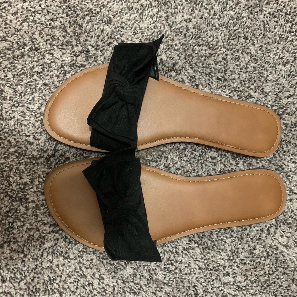 Time and tru sandals